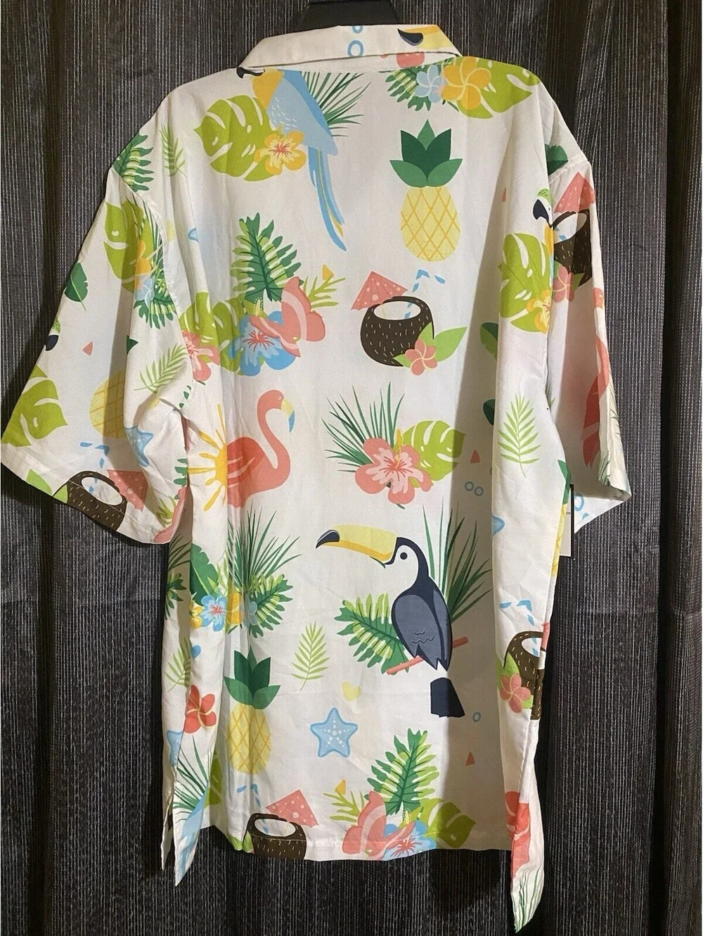 Pacific & Co Men's Size XL White Tropical Birds Lightweight Hawaiian Shirt - NWT